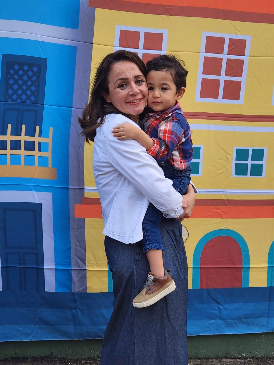 Dra. Mayra Martins com seu filho Benício